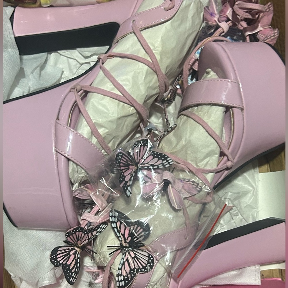 sugar thrillz, dolls kill butterfly heels pink